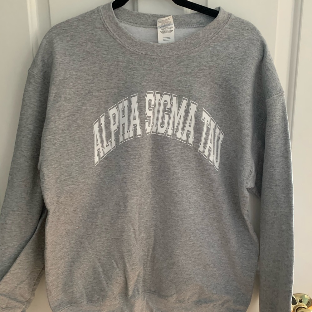 Alpha Sigma Tau Gildan Crewnecks